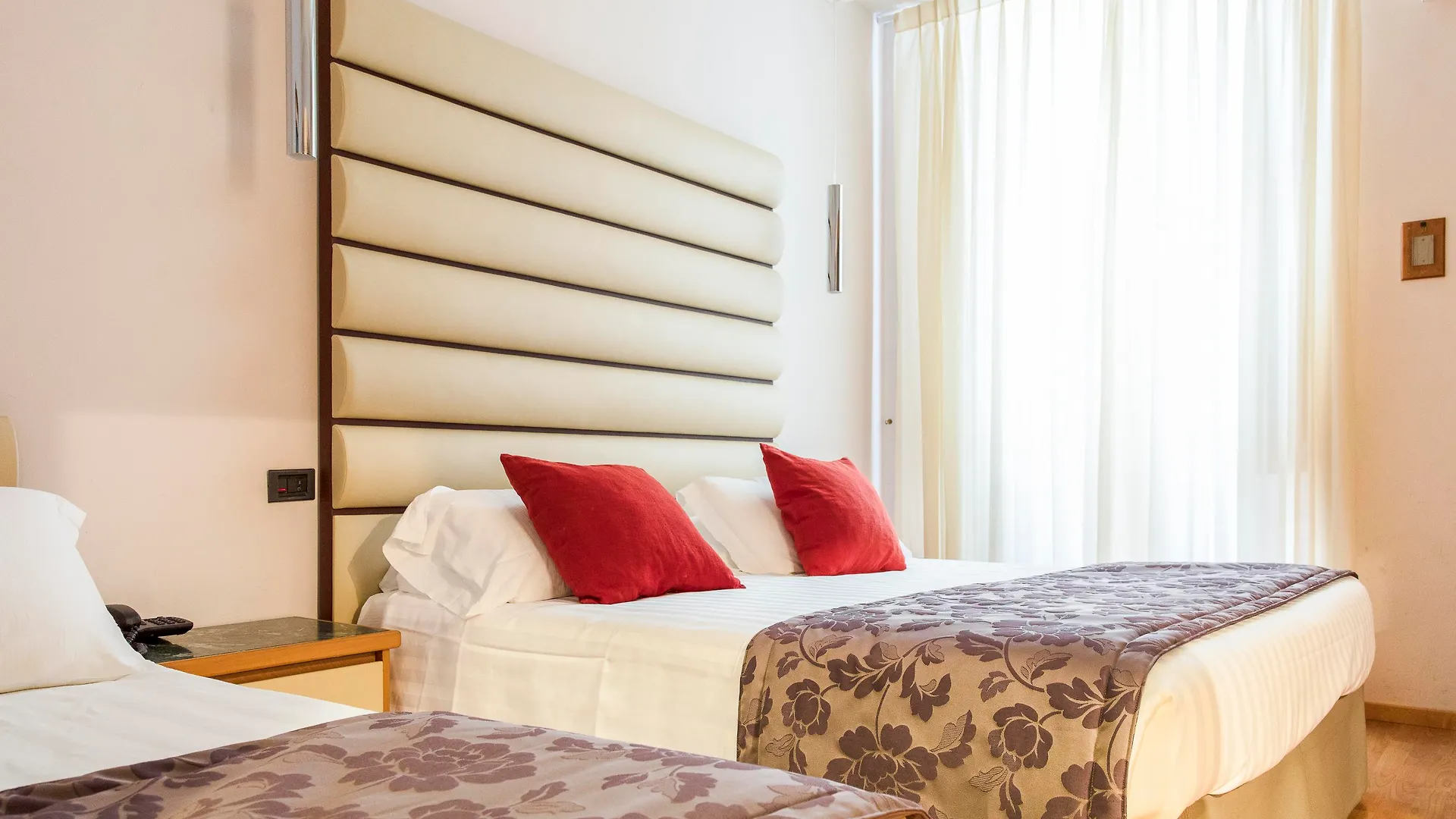 Hotel Giolli Nazionale Rome 3*,
