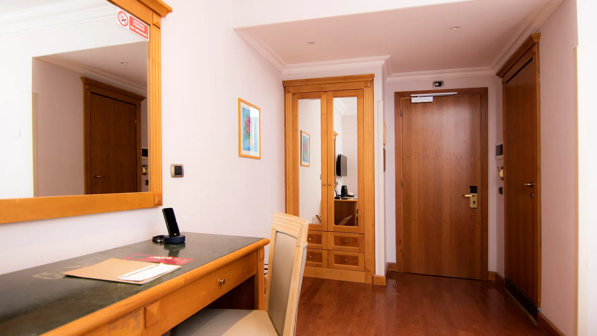 Hotel Giolli Nazionale Rome