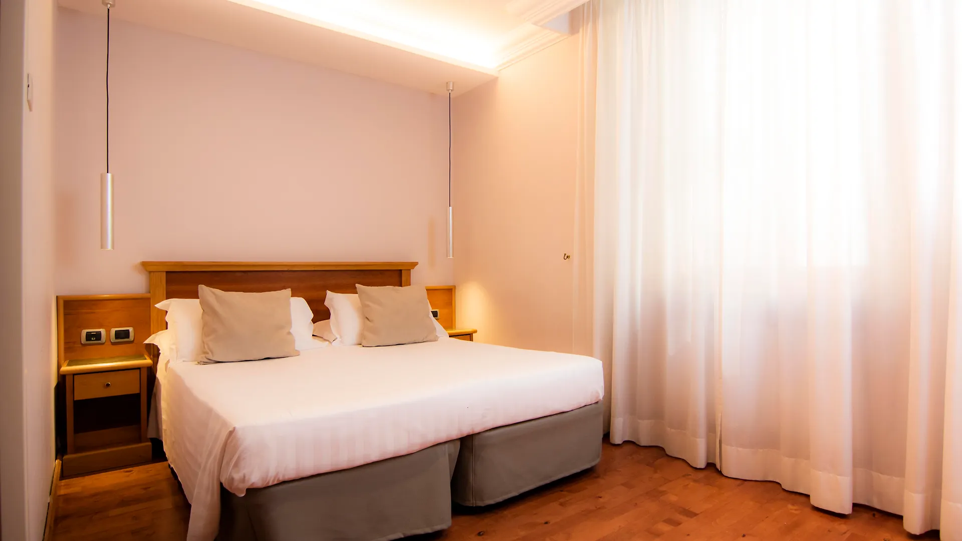 Hotel Giolli Nazionale Rome
