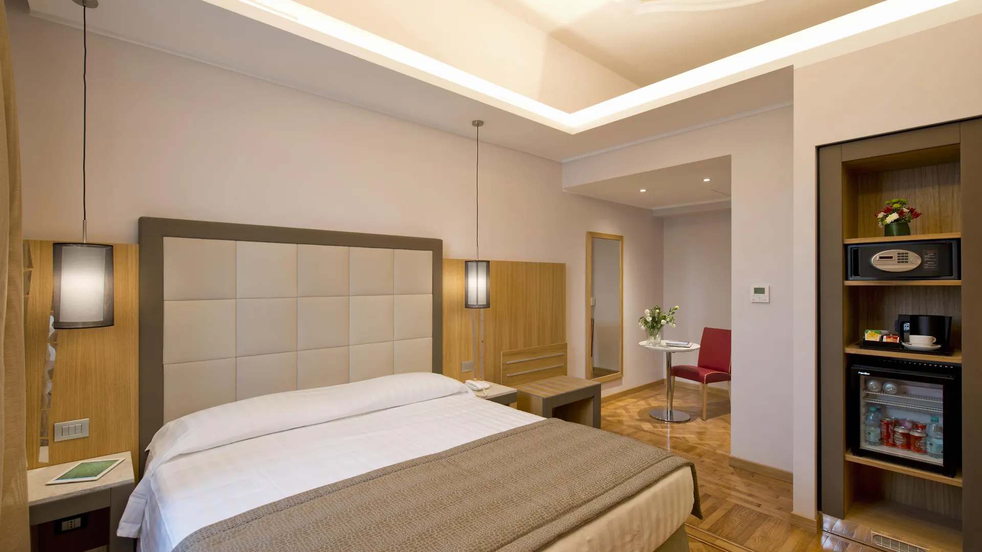 Hotel Giolli Nazionale Rome 3*,  Italy