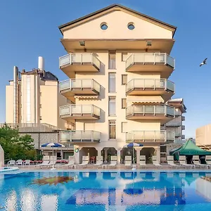 Universal 4* Cervia
