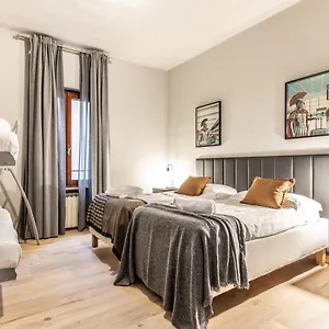 Flatinrome Trastevere Complex Apartment