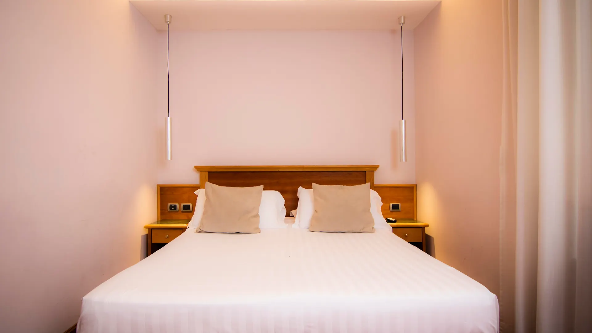 Hotel Giolli Nazionale Roma Italia