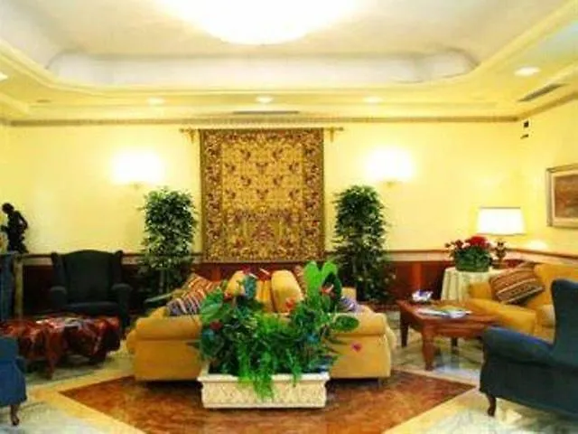 Hotel Giolli Nazionale Rome 3*,