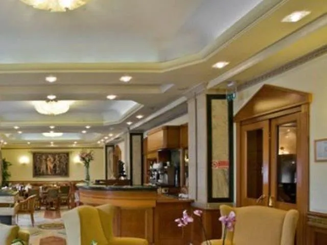 Hotel Giolli Nazionale Rome